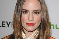 Christa-b-allen-makeup-donts-side